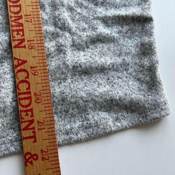 NWT Fornia Long Sleeve Crop Top Super Soft Women Small - Picture 7 of 8